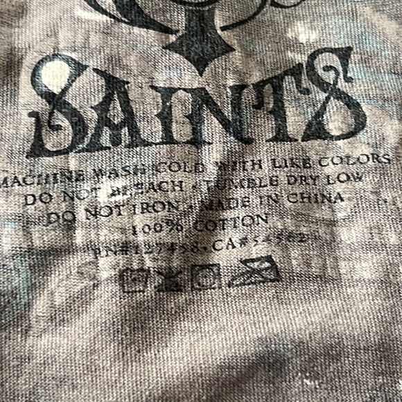 ⭐️ Rebel Saints gray tank top turquoise guns & roses distressed stylized S - Picture 8 of 9